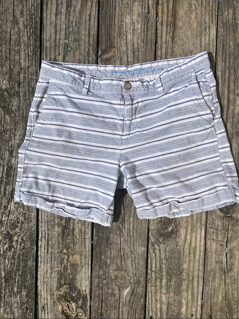 Gap 100% Cotton Girlfriend 6 Inch Shorts